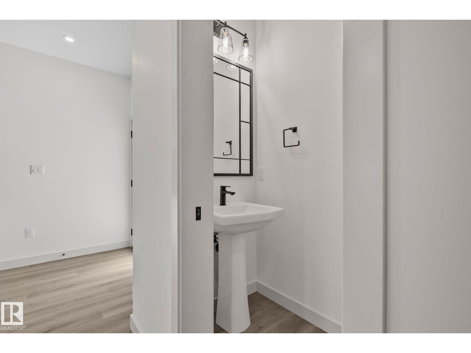 144 Royal Street - Image 12