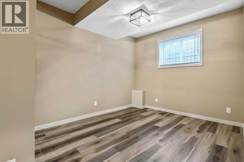 100 Hawkmere Way - Image 33