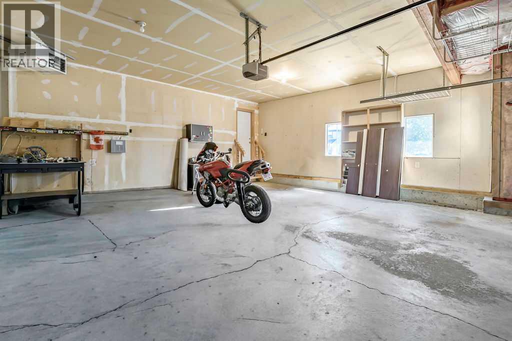 100 Hawkmere Way - Image 38