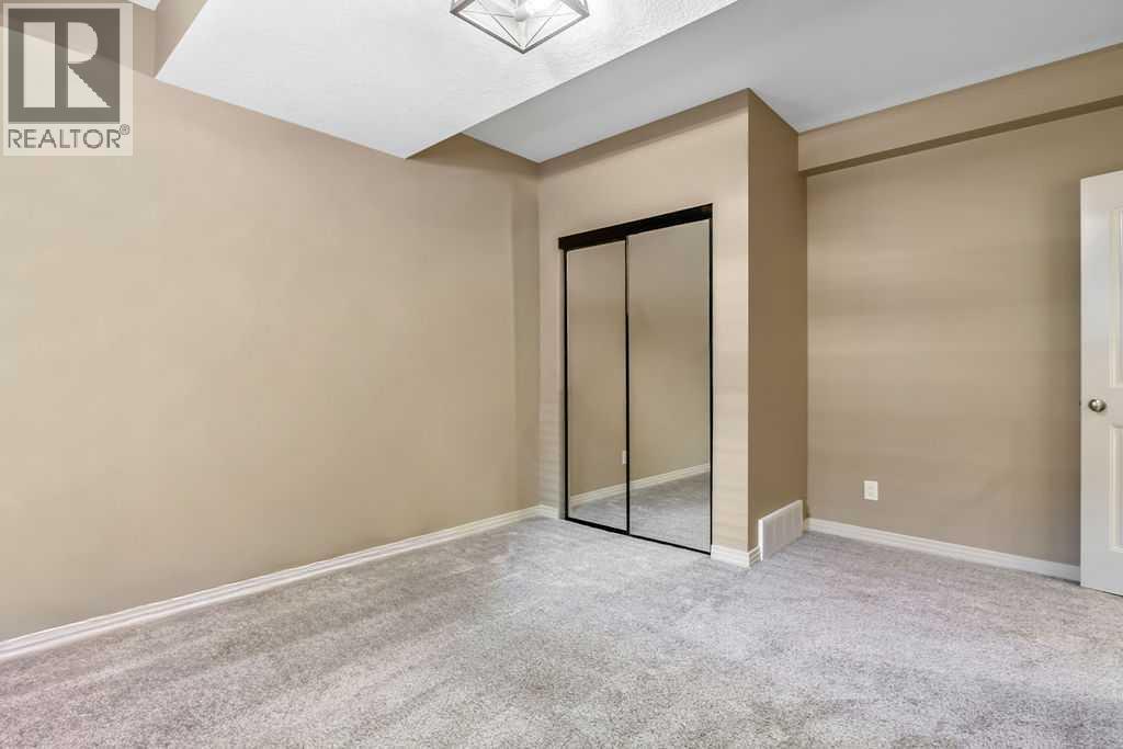 100 Hawkmere Way - Image 32