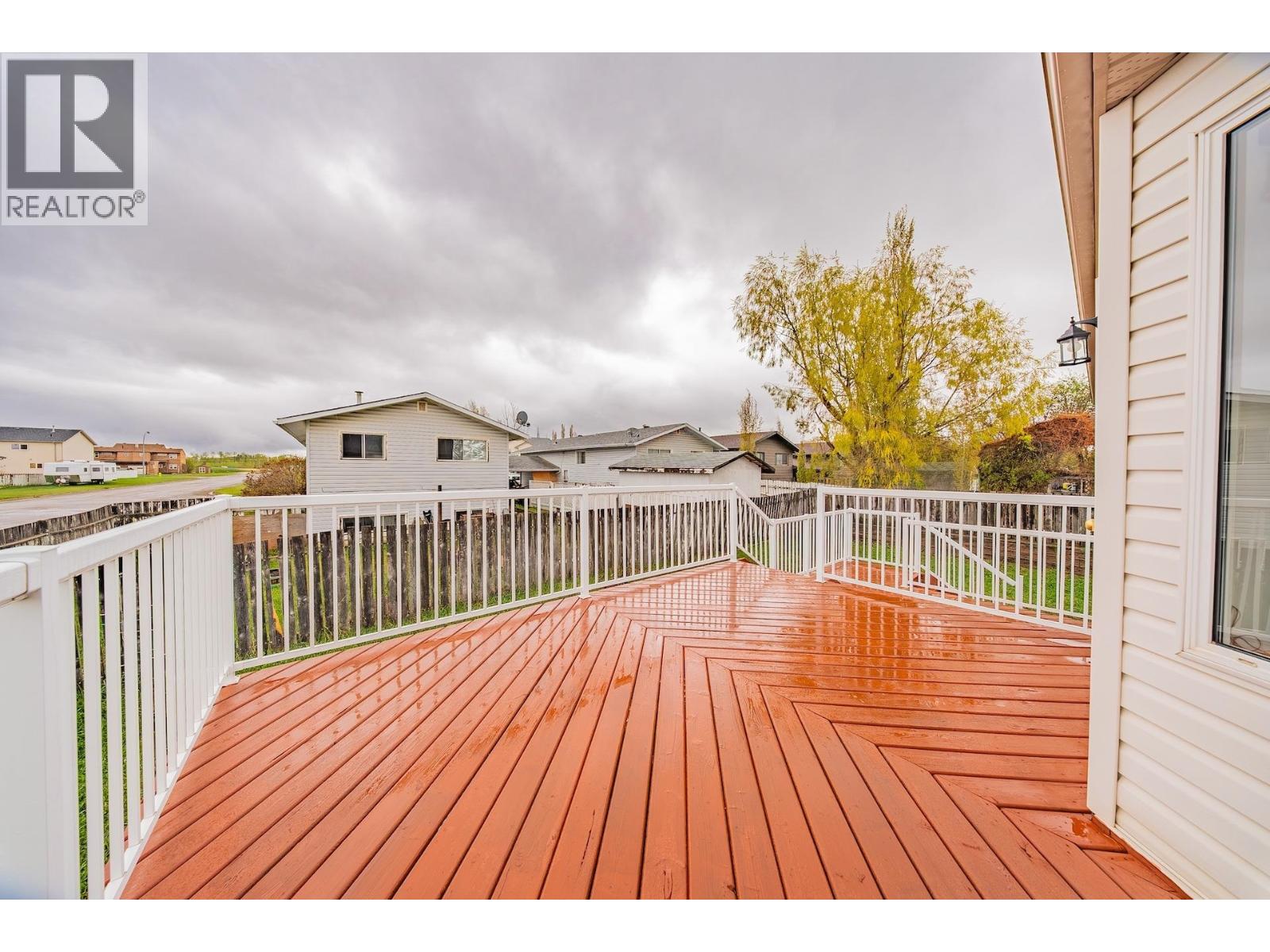 10411 90 STREET - Image 38