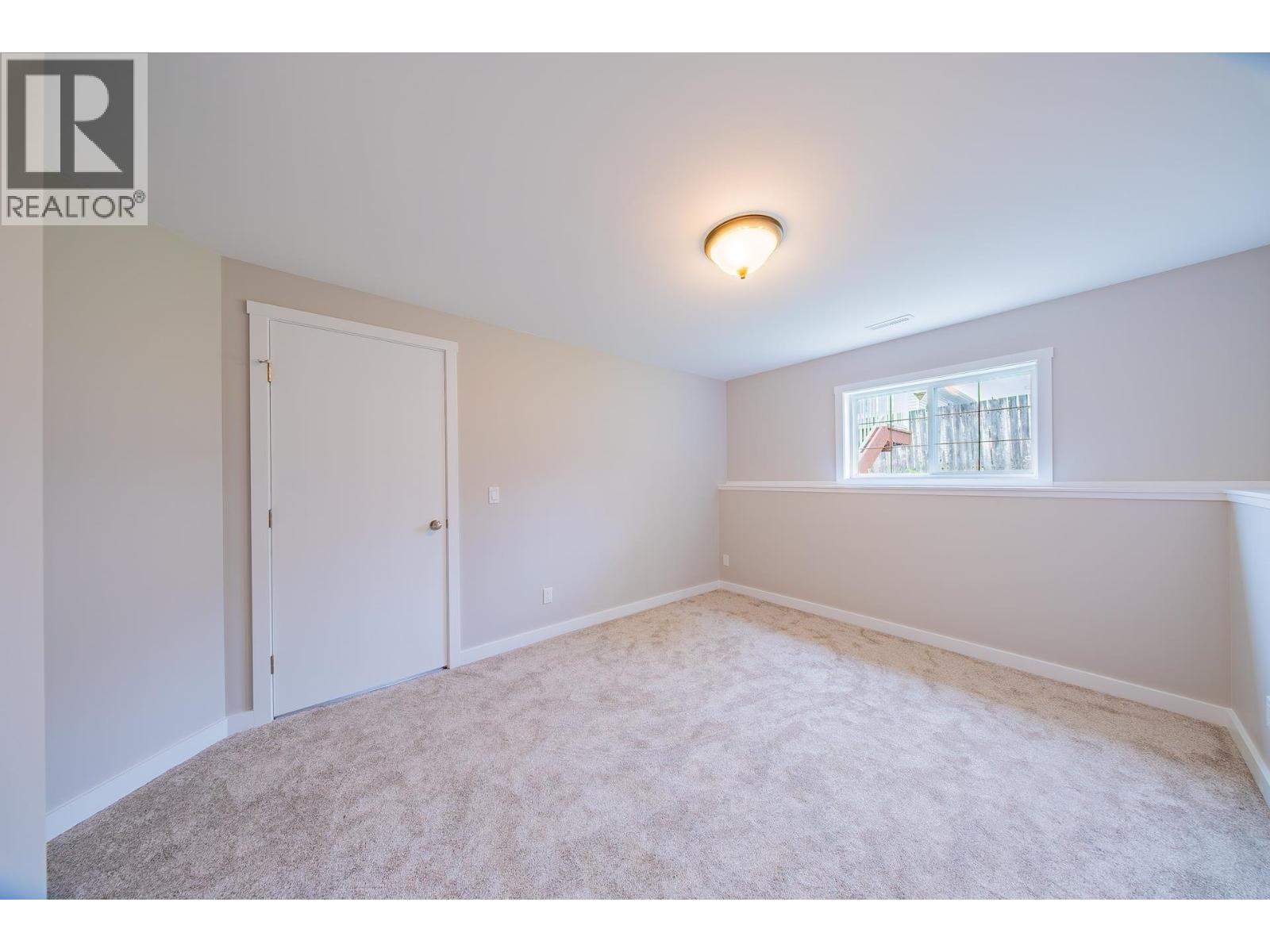 10411 90 STREET - Image 30