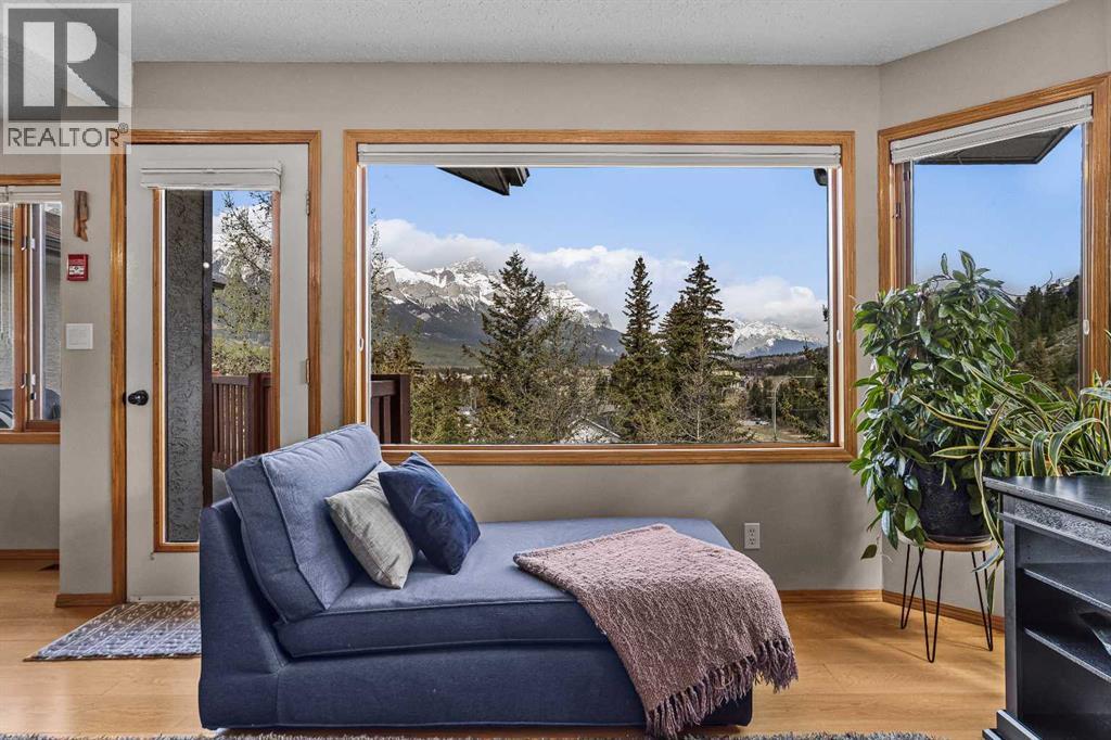 12, 9 Blackrock Crescent W