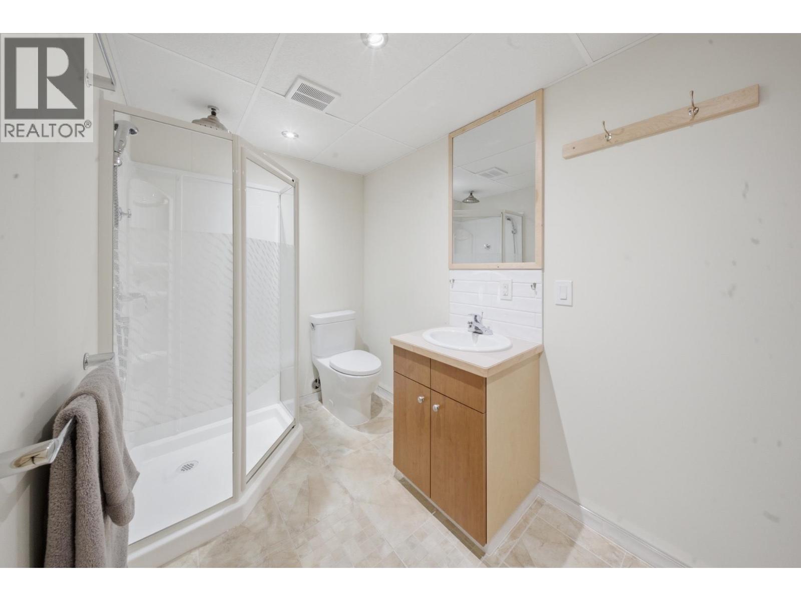 10381 271 ROAD - 32