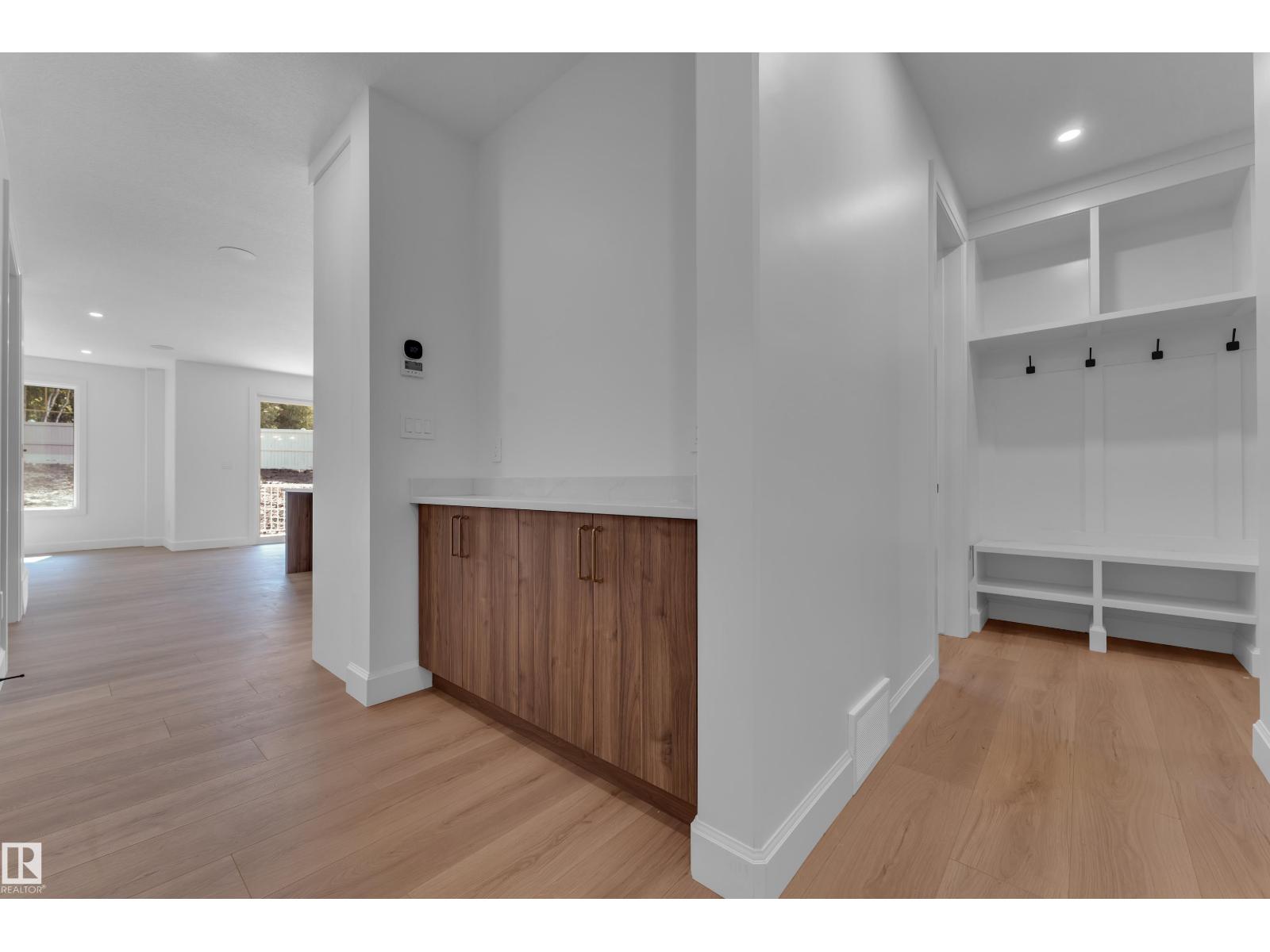 49 Meadowgrove Lane, McLaughlin - 5