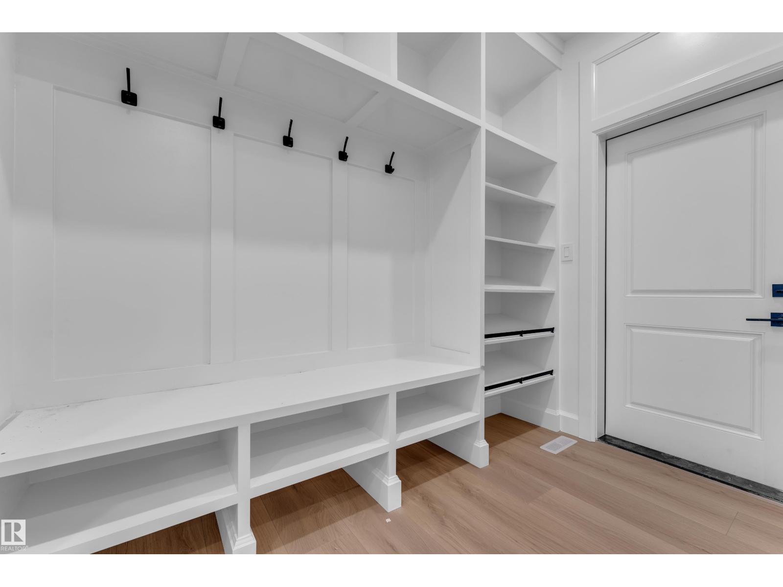 49 Meadowgrove Lane, McLaughlin - 7