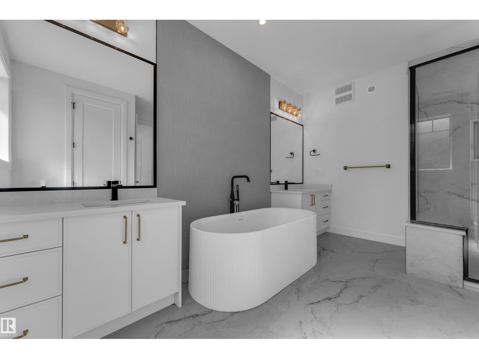 49 Meadowgrove Lane, McLaughlin - 31