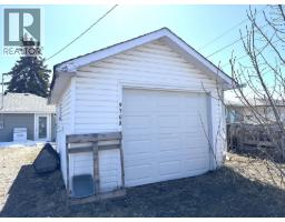 9708 104 Avenue, Fort St  John, BC V1J2K2 Photo 26