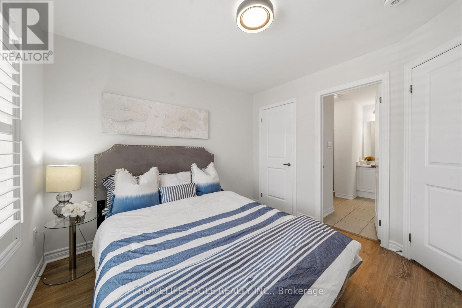 20 VIOLA STREET - 21