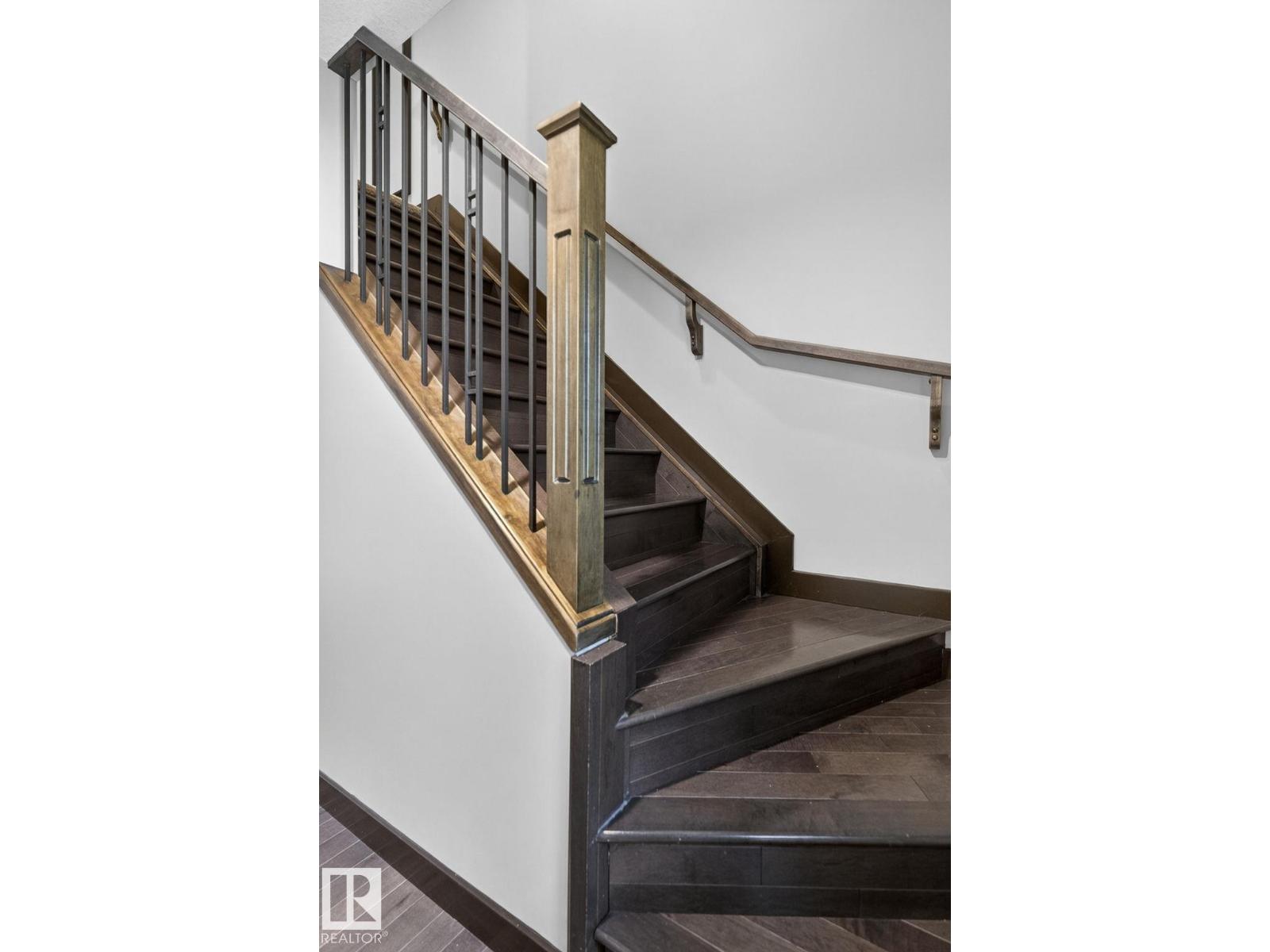 8506 80 AV NW - 19