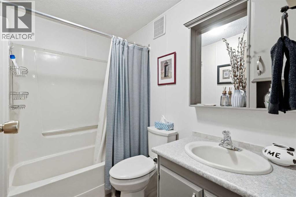359 Burroughs Circle NE - Image 18