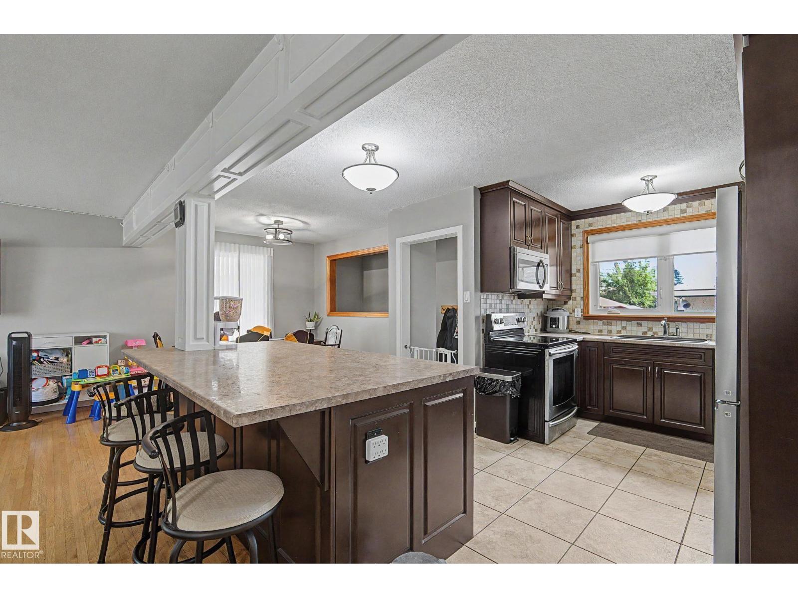 4323 114B ST NW - 14