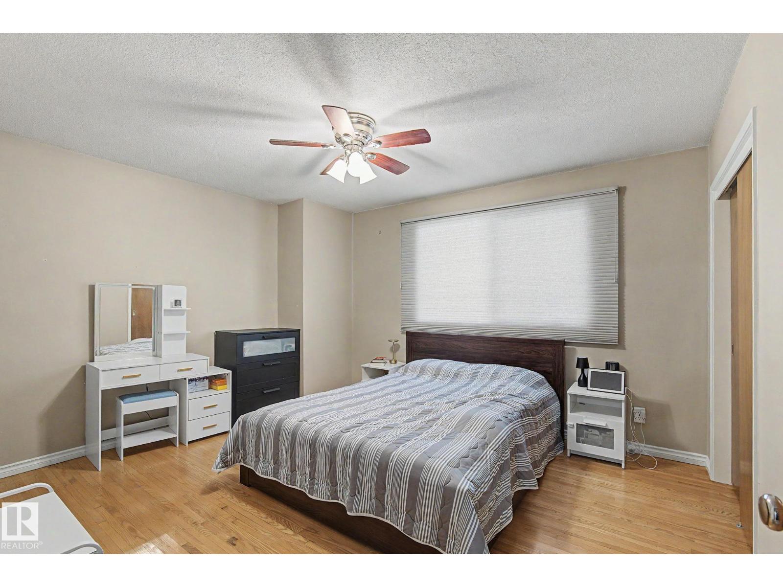 4323 114B ST NW - 21