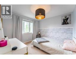 15 Windwood Grove SW - photo 36