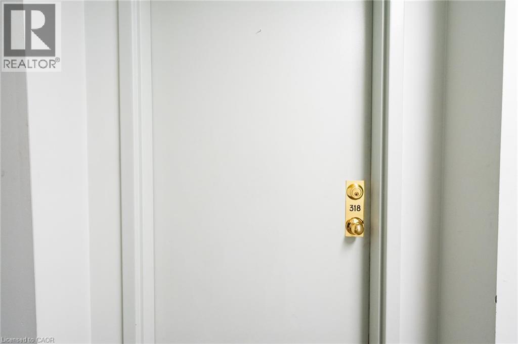#318 15 HOFSTETTER Avenue - Image 5