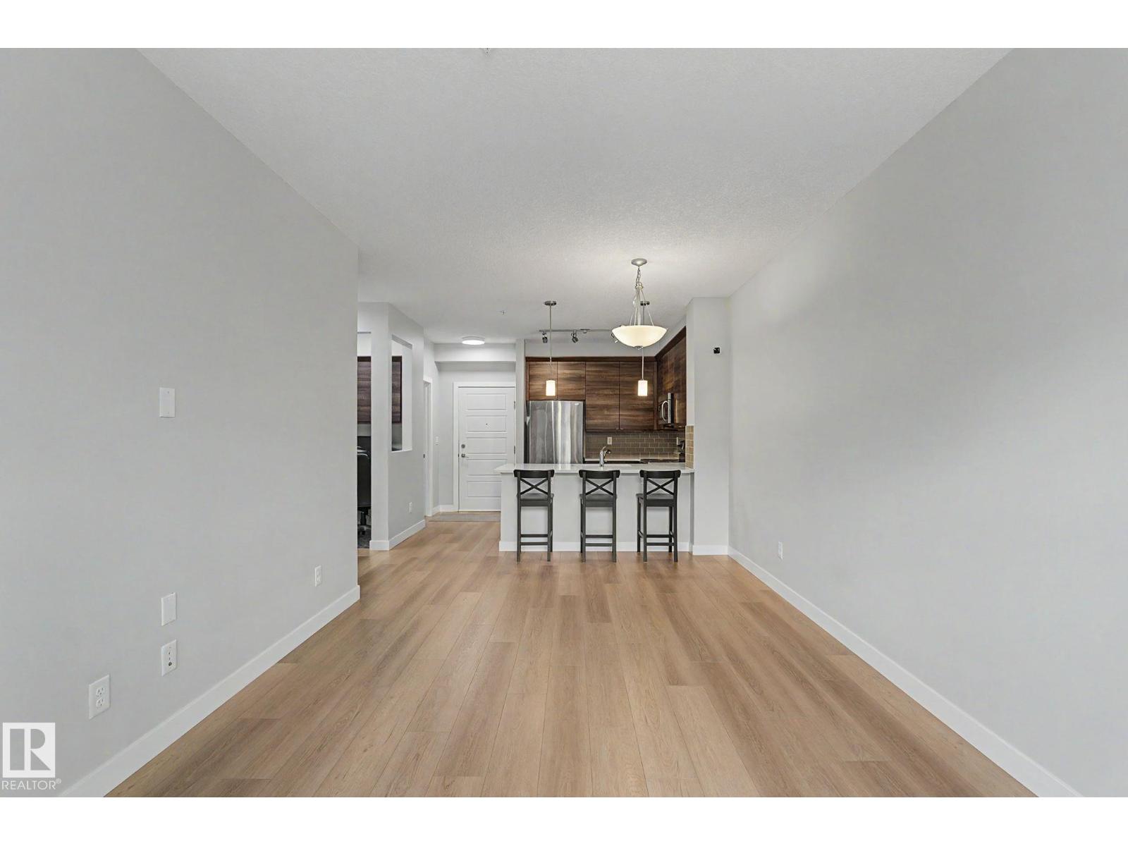 #301 2588 ANDERSON WY NW - 15