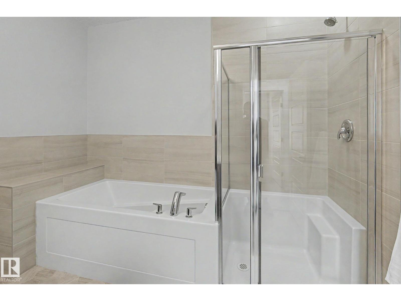 #301 2588 ANDERSON WY NW - Image 33