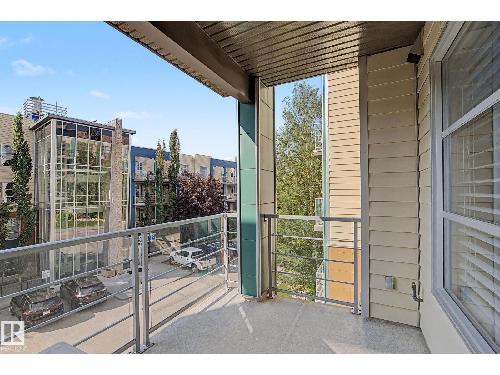 #301 2588 ANDERSON WY NW - 34