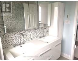 24 Avondale Crescent, Markham, ON L3P2K1 Photo 29