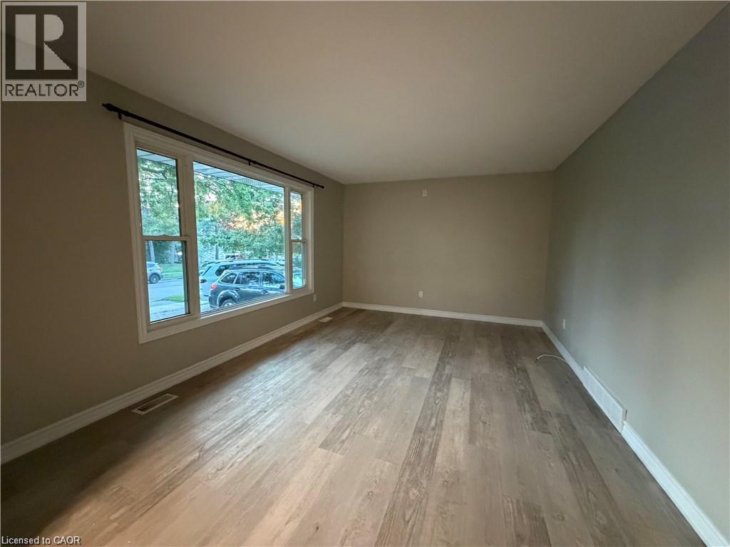70 EAGEN Drive Unit# Upper Level — photo 3