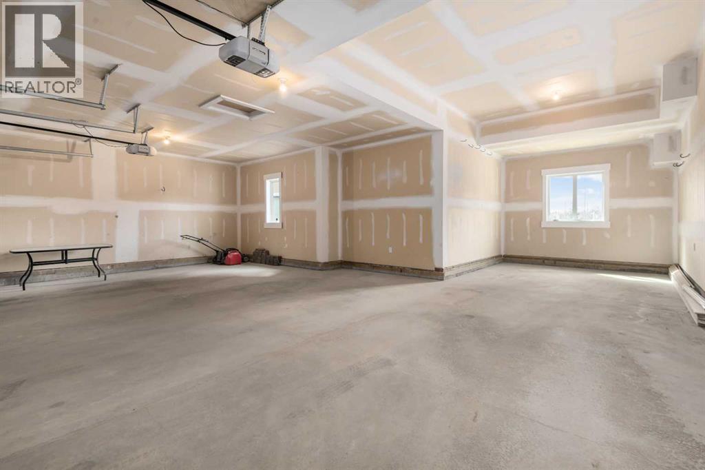 45 Rockcliff Heights NW - 46