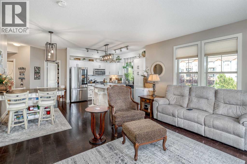 #320 205 Sunset Drive - 11