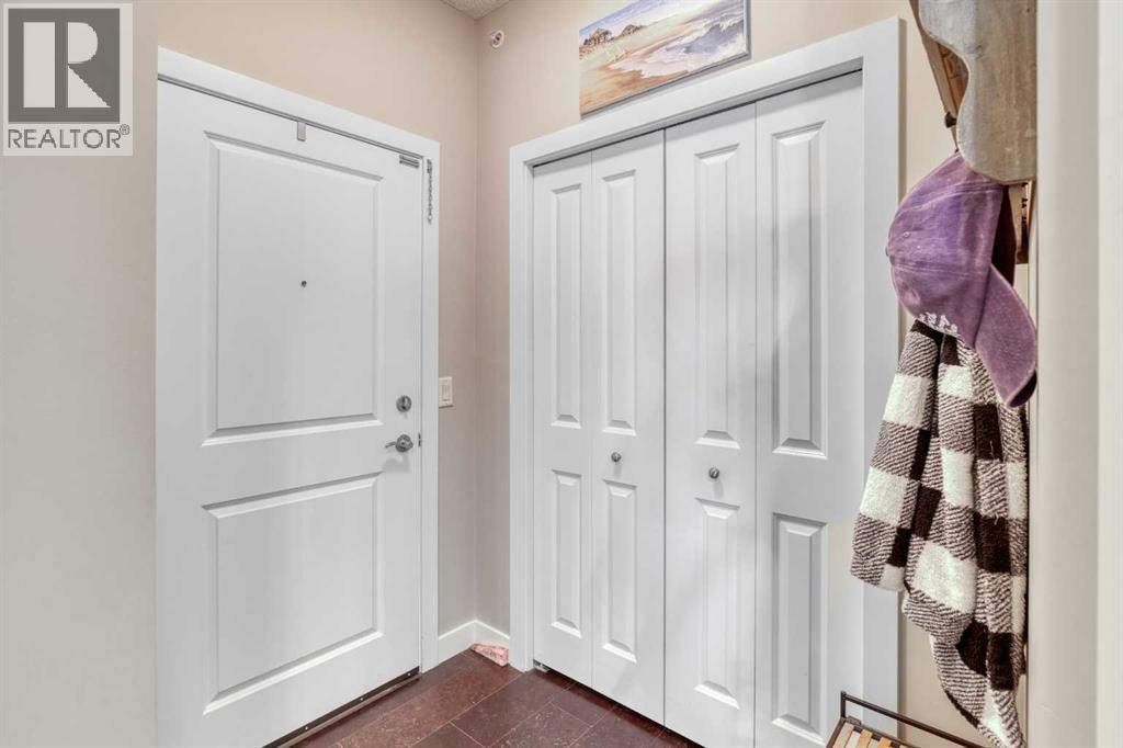 #320 205 Sunset Drive - Image 20