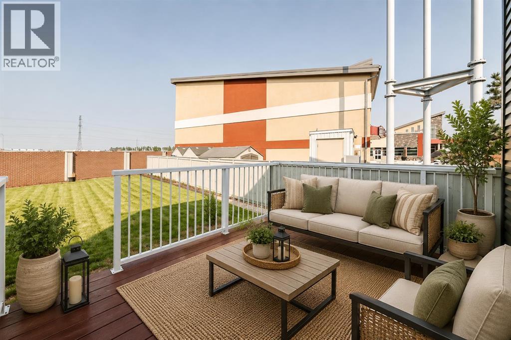27 Redstone Heights NE - Image 31