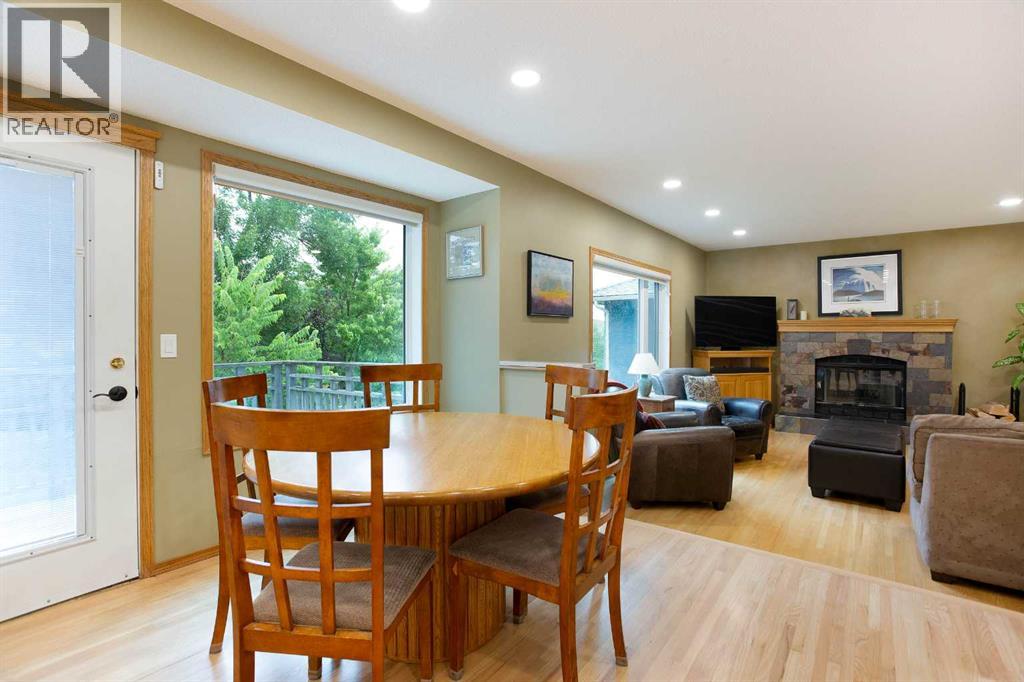 337 Sandringham Court NW - Image 17