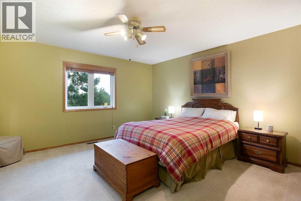 337 Sandringham Court NW - Image 21