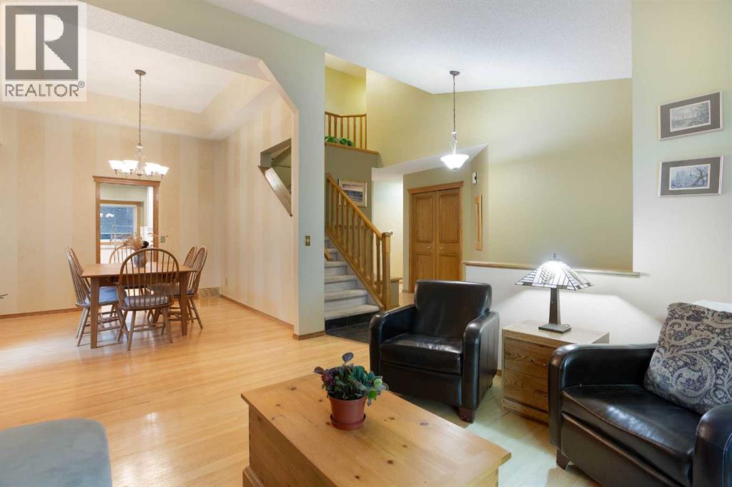 337 Sandringham Court NW - Image 6