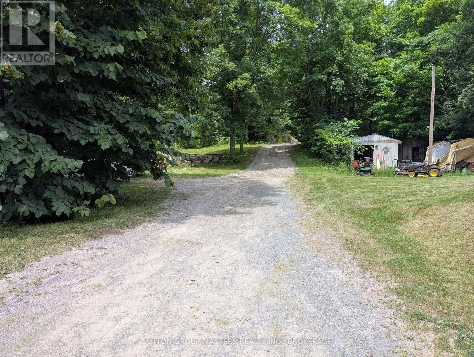 811 PIERCES LANE - 17