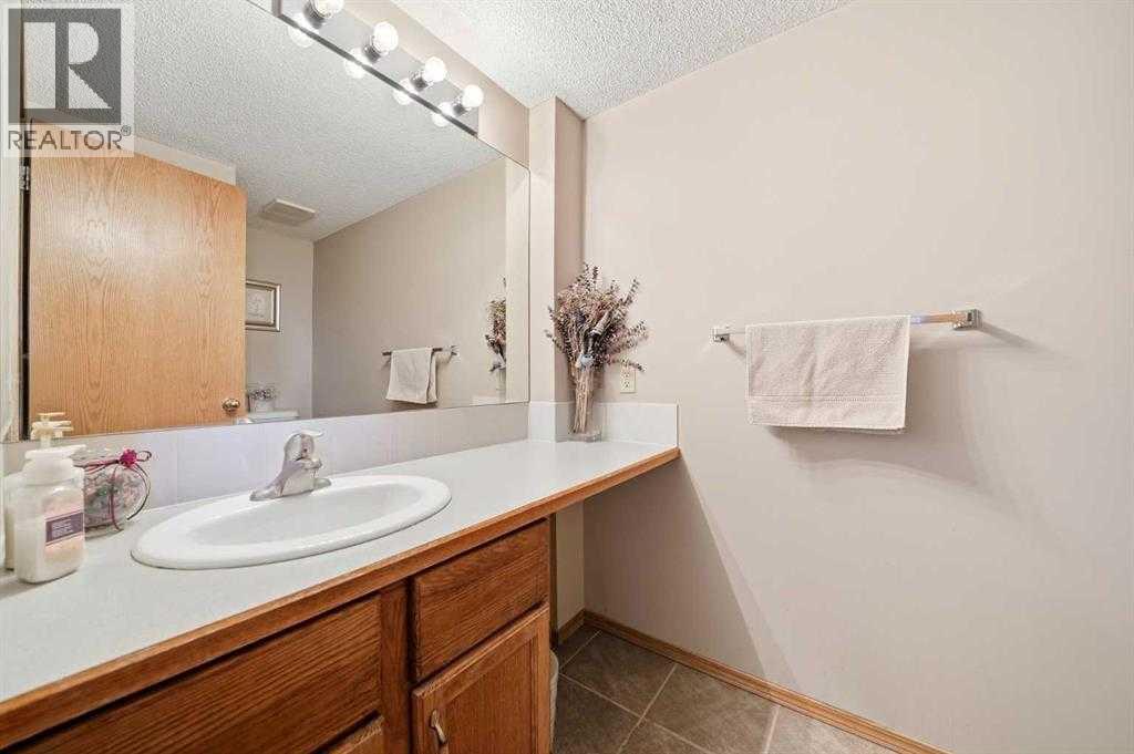 2855 Catalina Boulevard NE - 26
