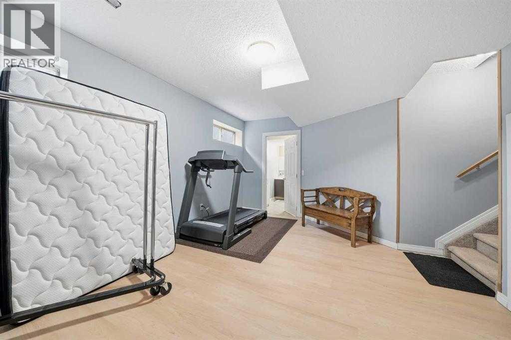 2855 Catalina Boulevard NE - Image 28