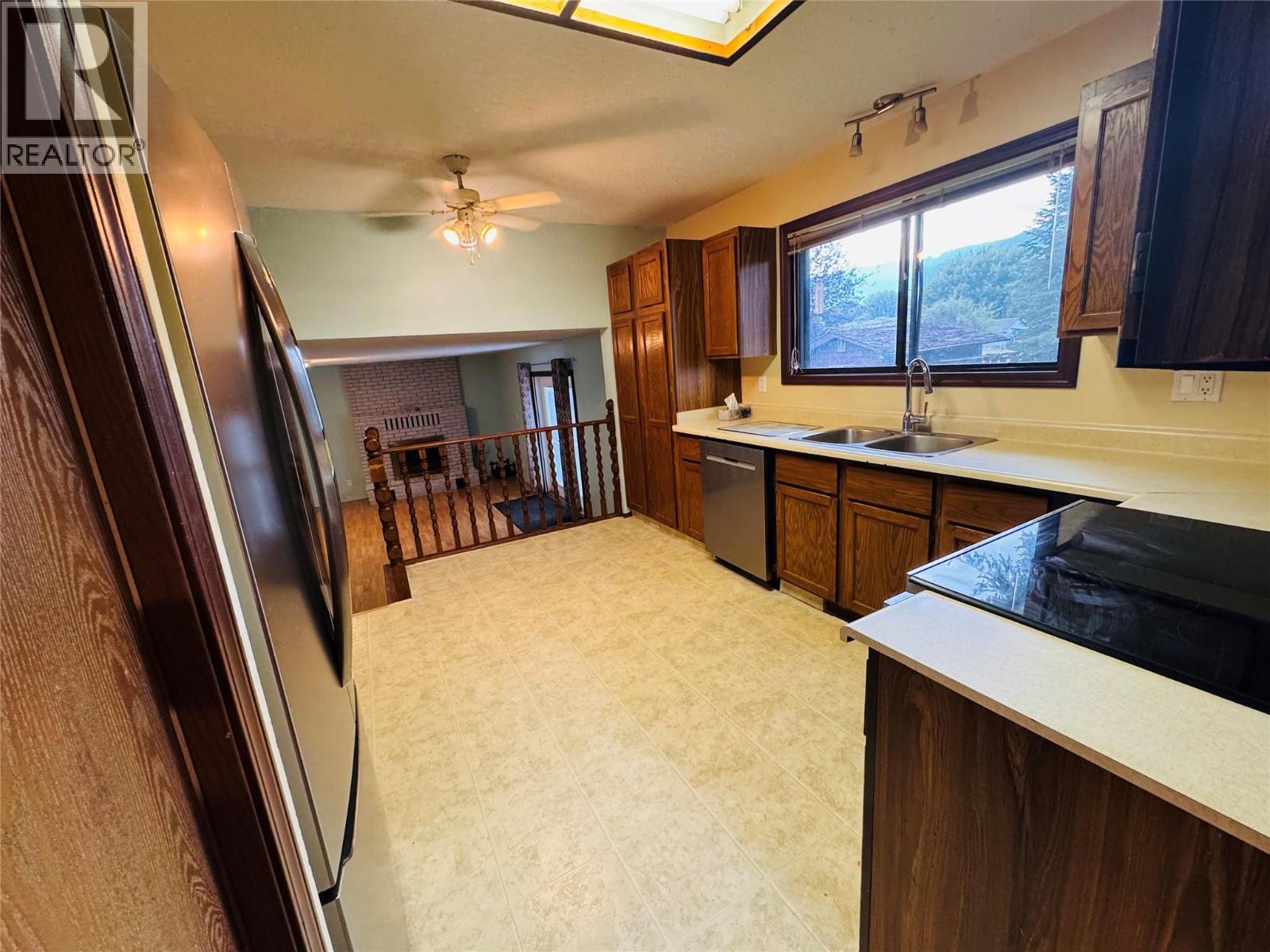 1524 77TH Avenue, Grand Forks