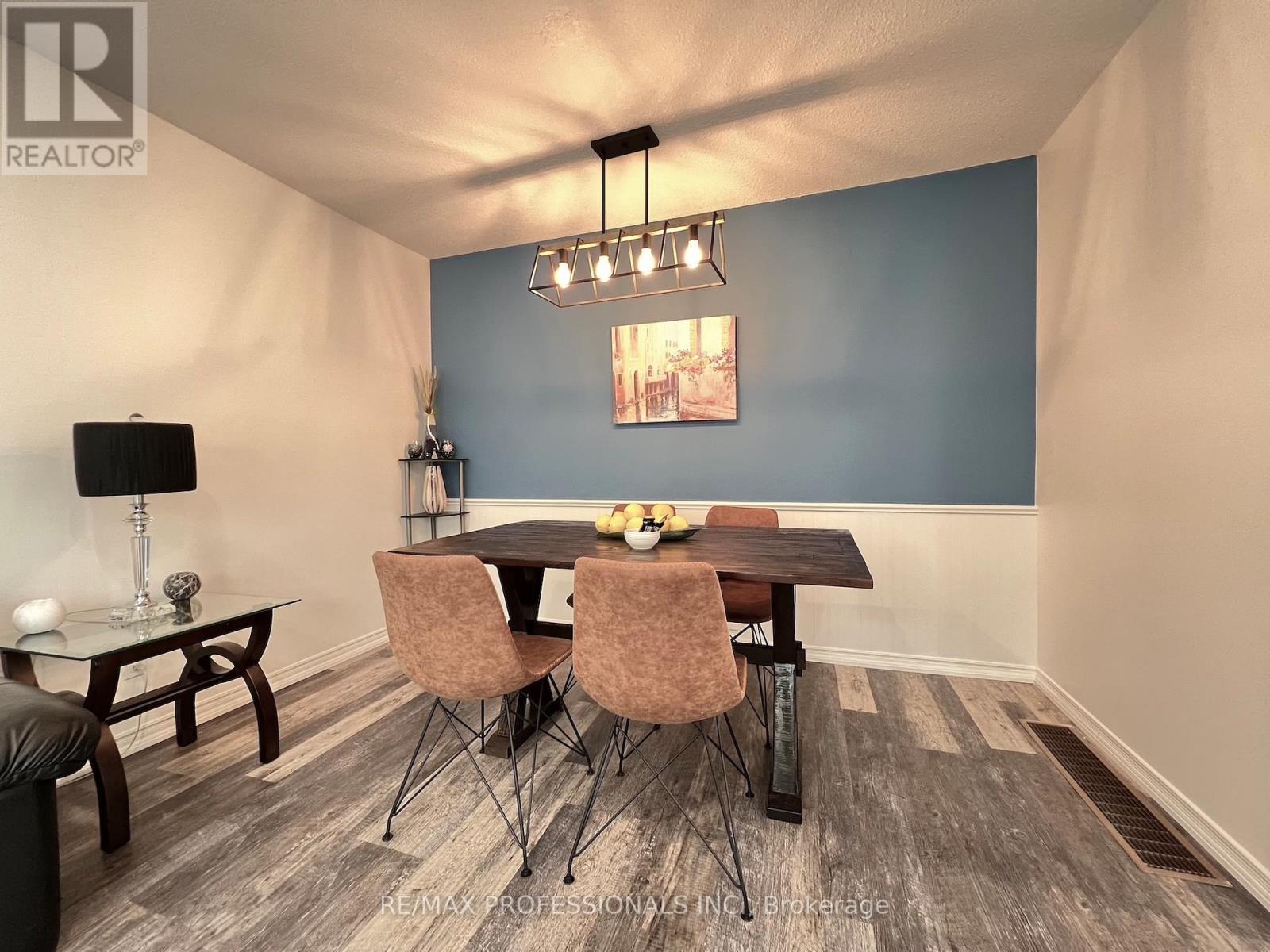 373 WEST ACRES DRIVE - 24