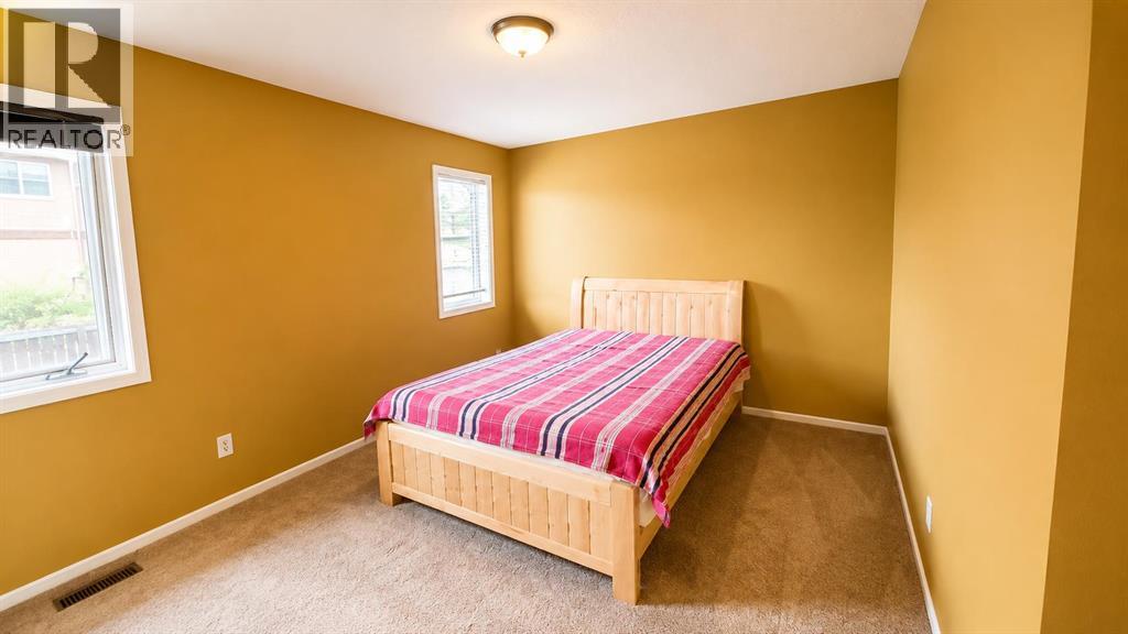 5 Hillside Crescent - 15