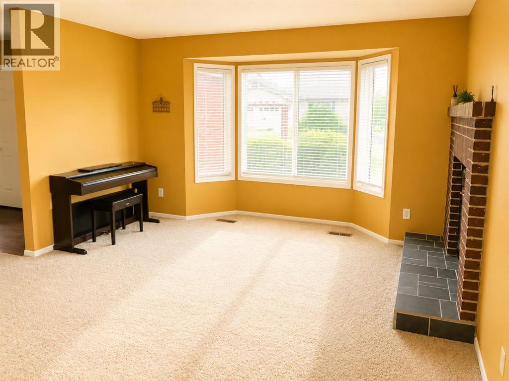 5 Hillside Crescent - Image 5