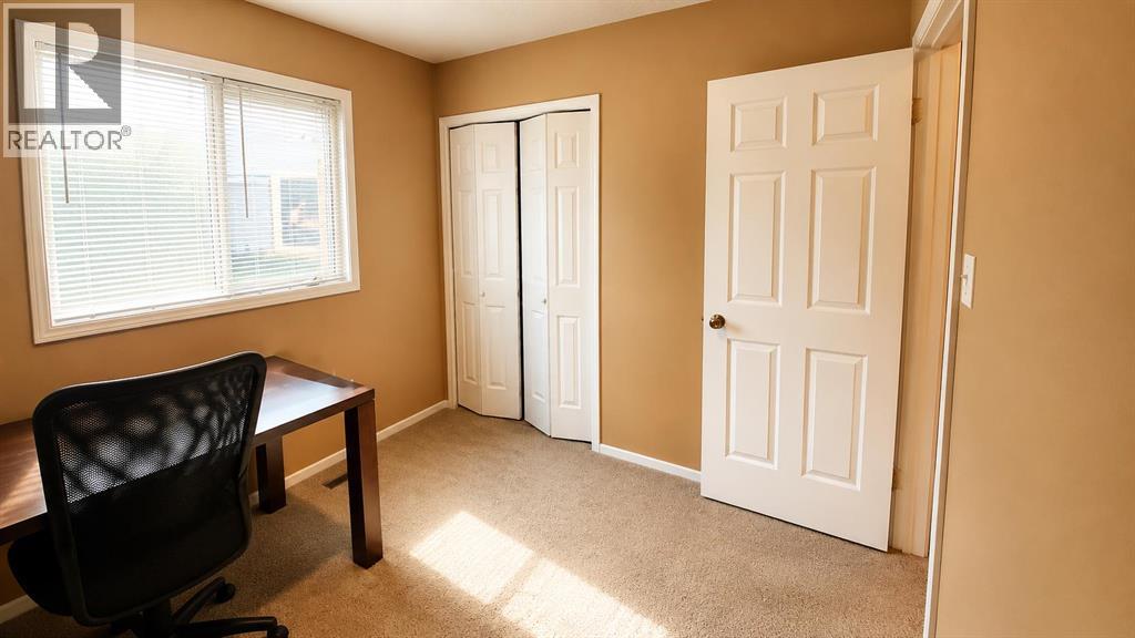 5 Hillside Crescent - Image 12
