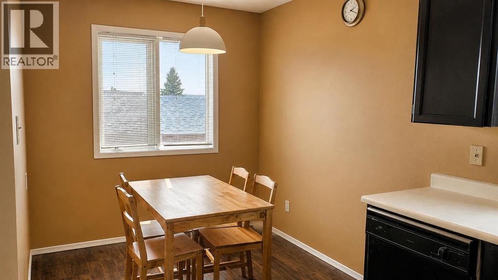 5 Hillside Crescent - Image 8