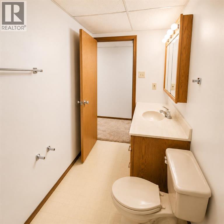 5 Hillside Crescent - Image 24