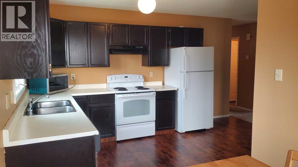 5 Hillside Crescent - Image 7