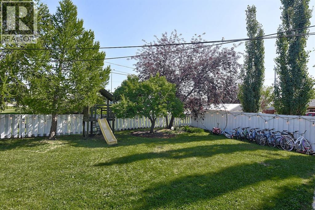 10431 92A Street - 2