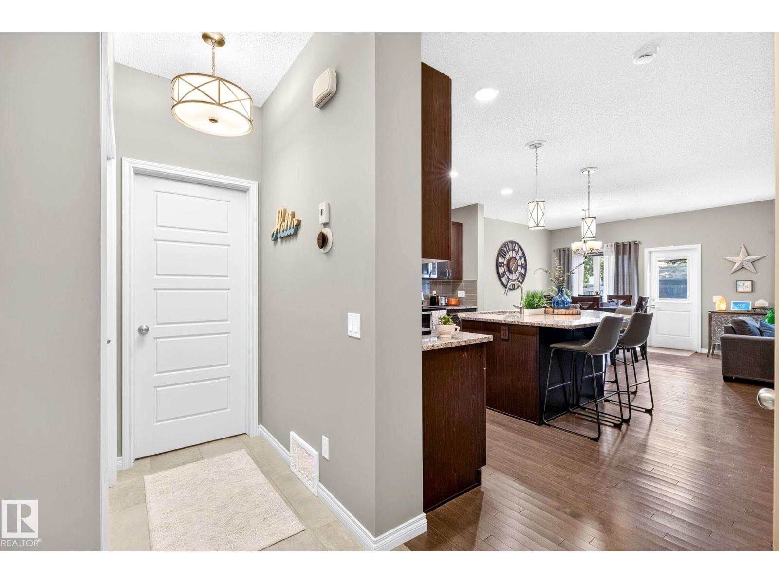 16512 140 ST NW - 14