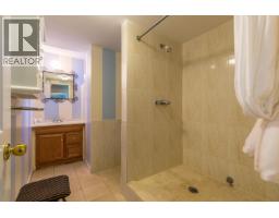 12881 Sunshine Coast Highway, Madeira Park, BC V0N2H1 Photo 33