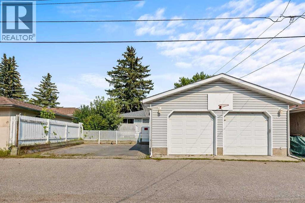 127 Fredson Drive SE - 48