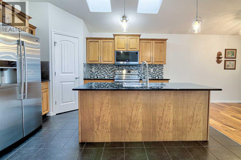 544 Couleesprings Crescent S - Image 11