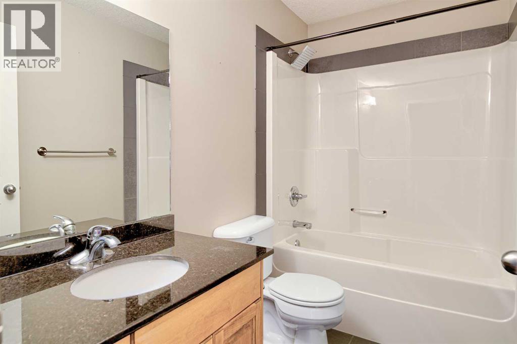544 Couleesprings Crescent S - Image 23