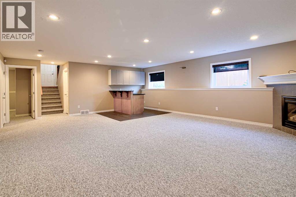 544 Couleesprings Crescent S - Image 34