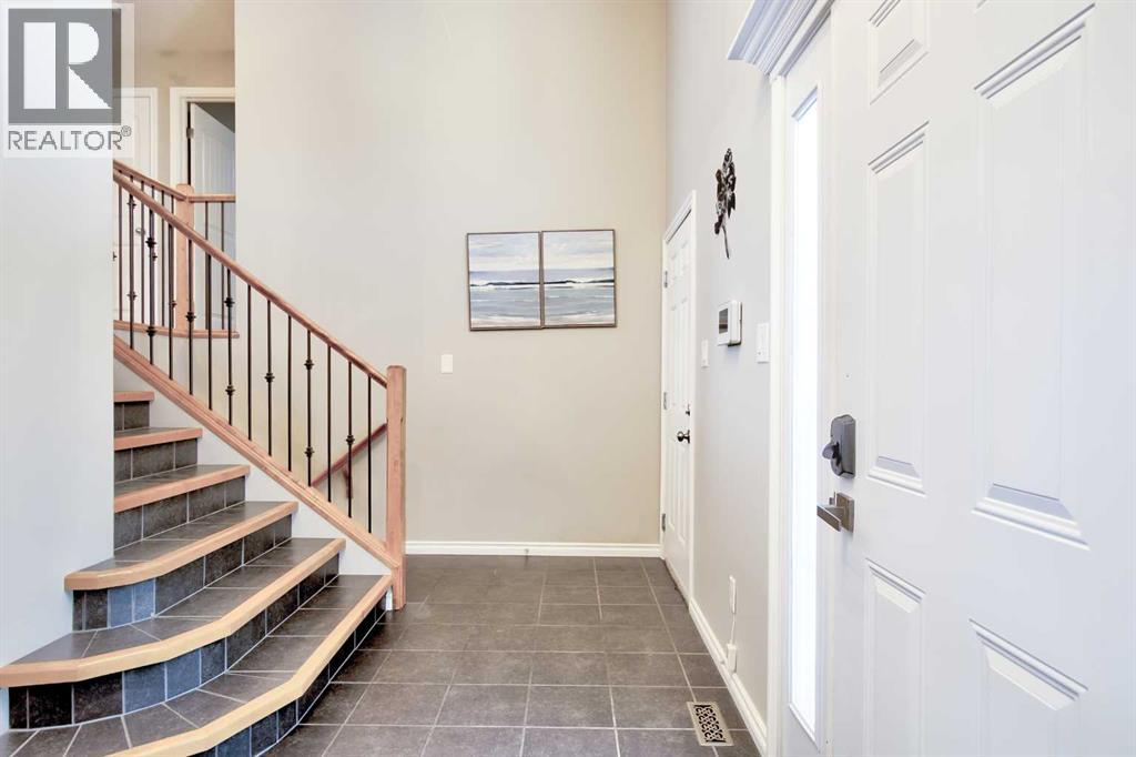 544 Couleesprings Crescent S - Image 6